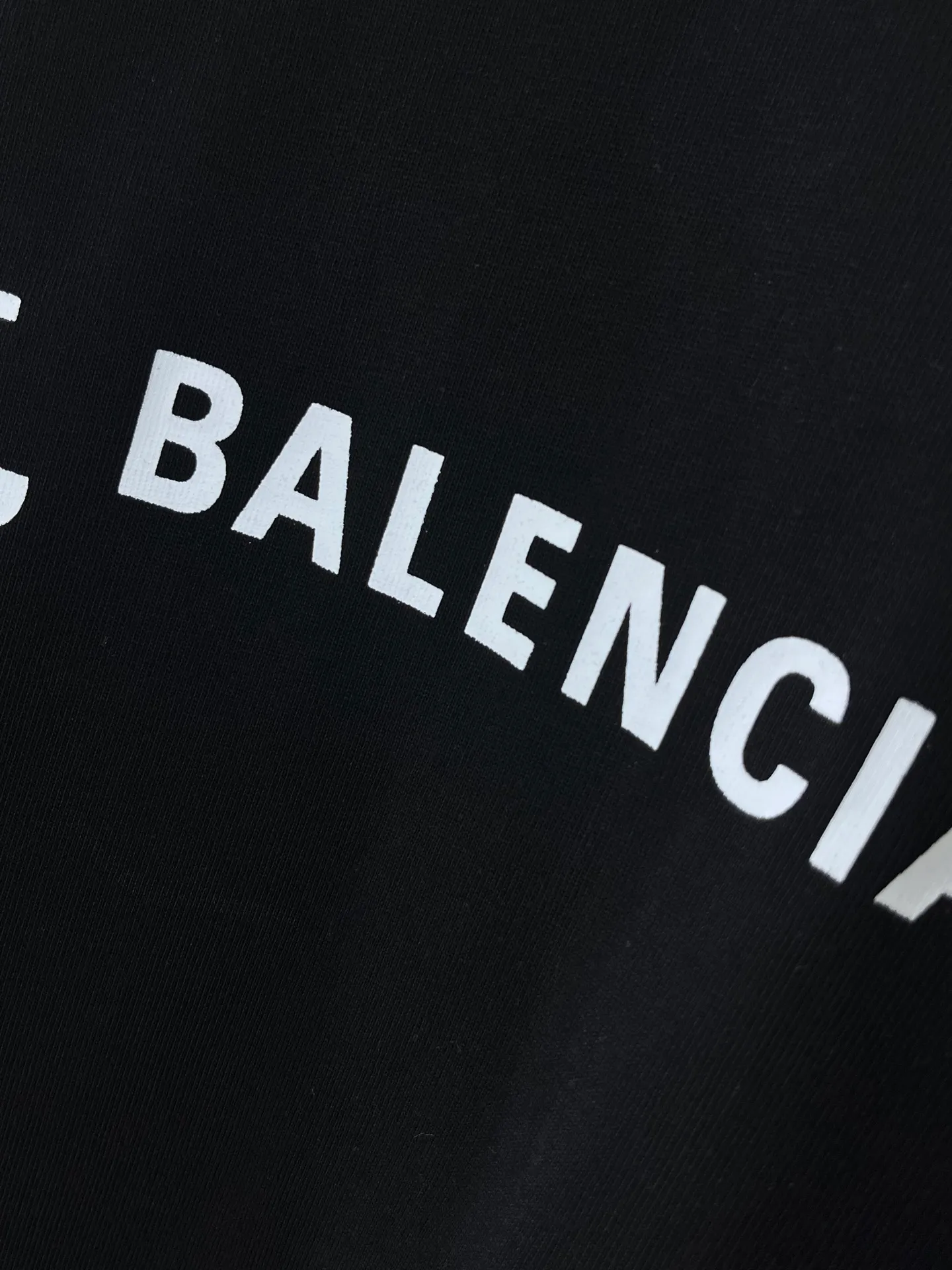 P105💰 -BALENCIAGA-2024New Arrival Classic Logo t 300 . logo os Same Style ：Black Size：XS-L 8999
